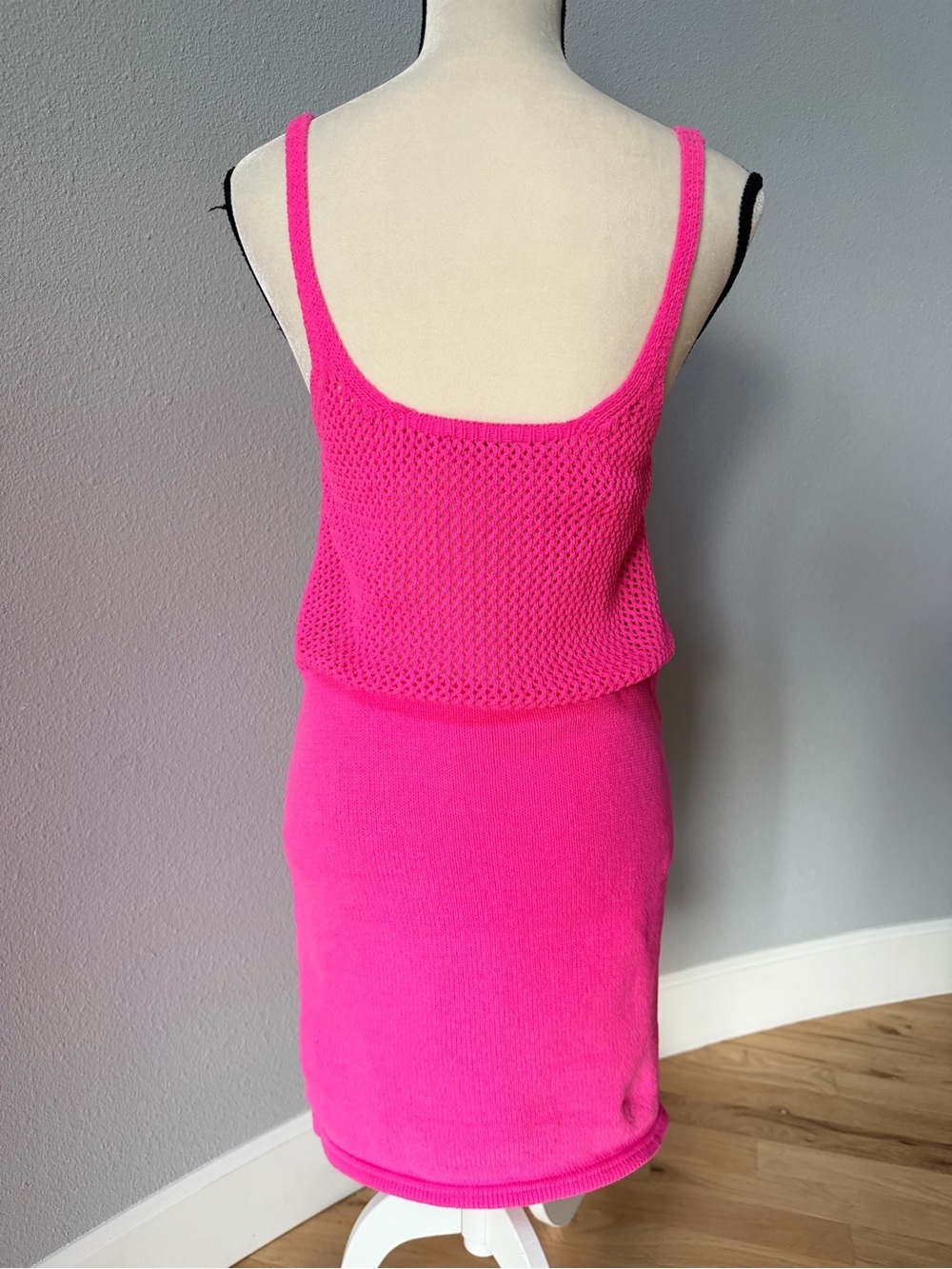 ZARA Hot Pink Crochet Cable Knit Mini Dress Size Large Square Neck Barbiecore - Picture 6 of 11